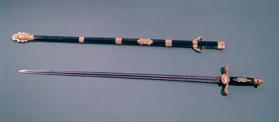 Espada de doble filo de un general en comando durante el golpe de estado en Saint Cloud el 18 brumario año 8 (9 de noviembre de 1799)